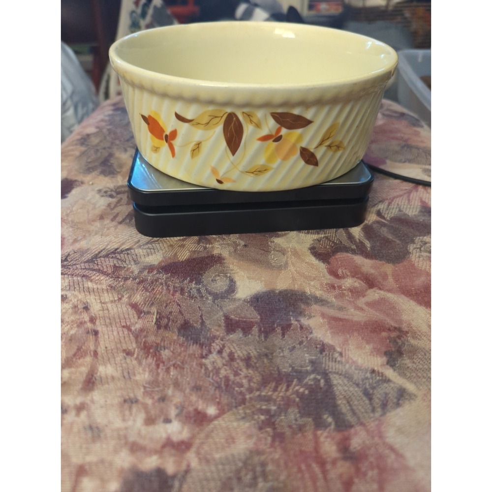 Vintage Hall's 7.75" Autumn Leaf Casserole Bowl 505 Superior Quality Kitchenware